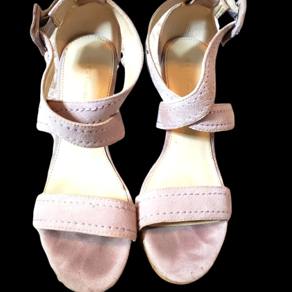 MARC FISHER leather platform sandals